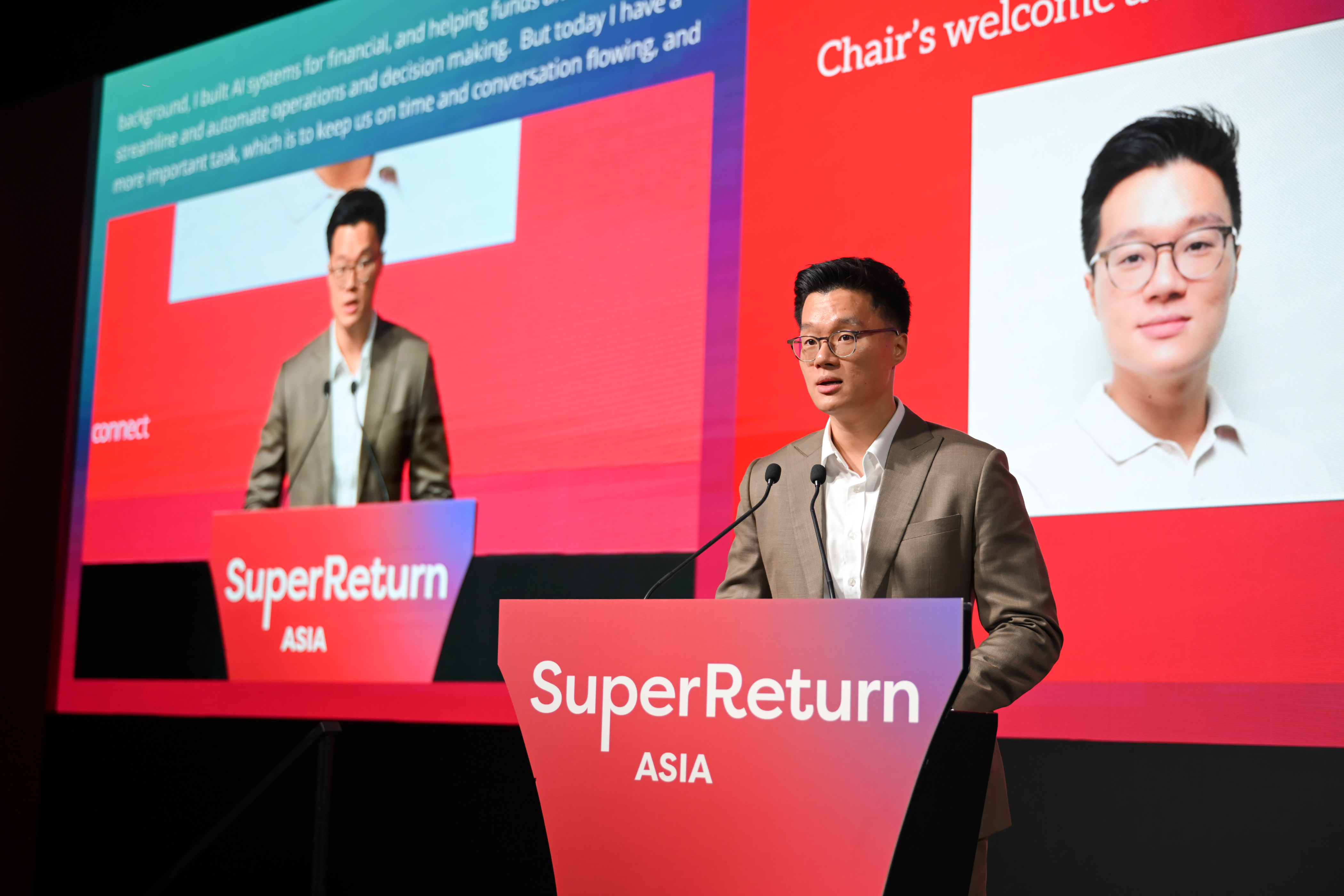 Alexander speaking at SuperReturn Asia